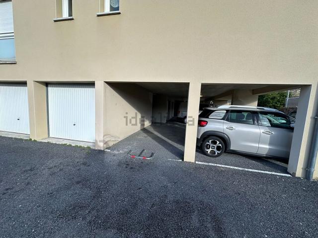 Garage vente à Cureplats, Millau