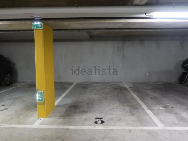 Garage vente à La Boissière, Montreuil