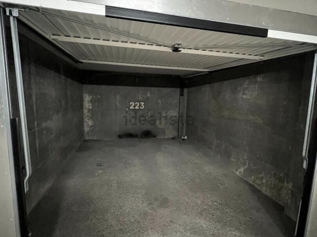 Garage location à Étienne-Marcel - Chanzy, Montreuil