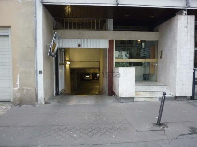 Garage vente à Paris 14e Arrondissement, Paris