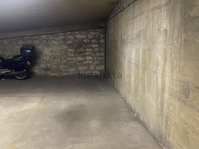 Garage vente à Paris 13e Arrondissement, Paris