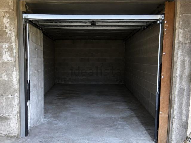 Garage location à Cyrnos, Nice