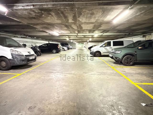 Garage location à Paris 13e Arrondissement, Paris
