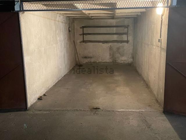 Garage location à Cité Emile Zola, Orléans