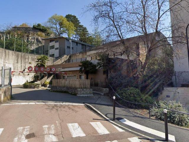 Garage location à Chambéry