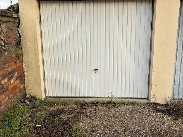 Garage location à Dieppe, Normandie