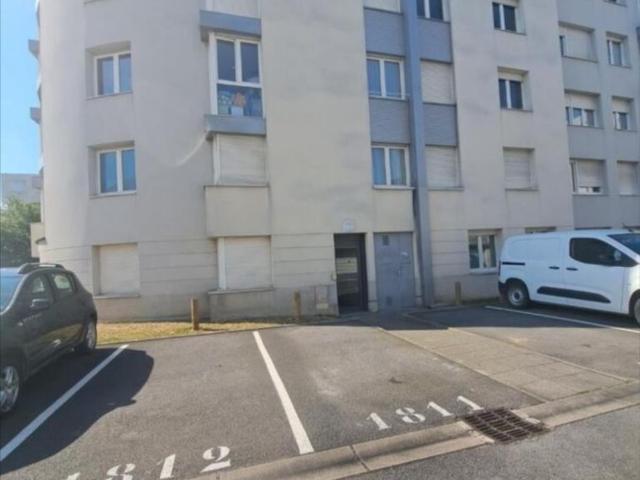 Garage location à Reims