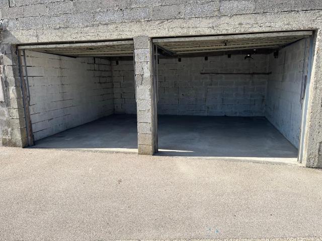 Garage location à Arras, Saint-laurent-blangy
