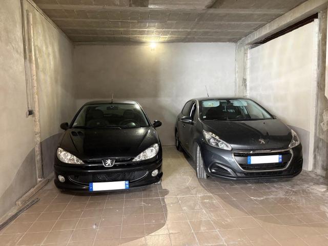 Garage vente à Quimper, Finistère