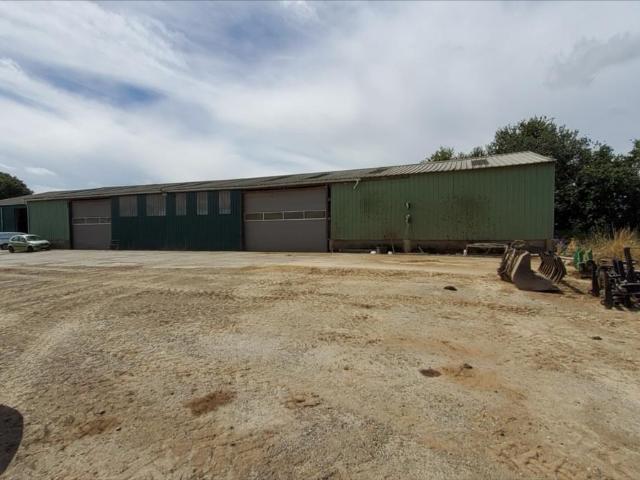 Garage vente à Châteaulin, Bretagne