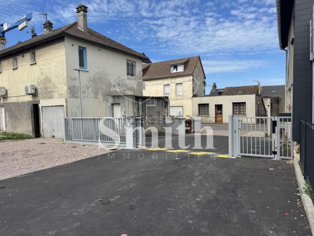 Garage location à Petit-Couronne, Seine-Maritime