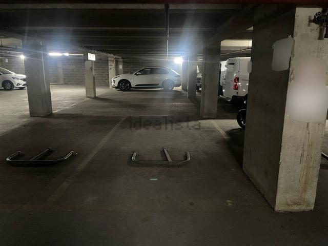 Garage vente à Paris 10e Arrondissement, Paris