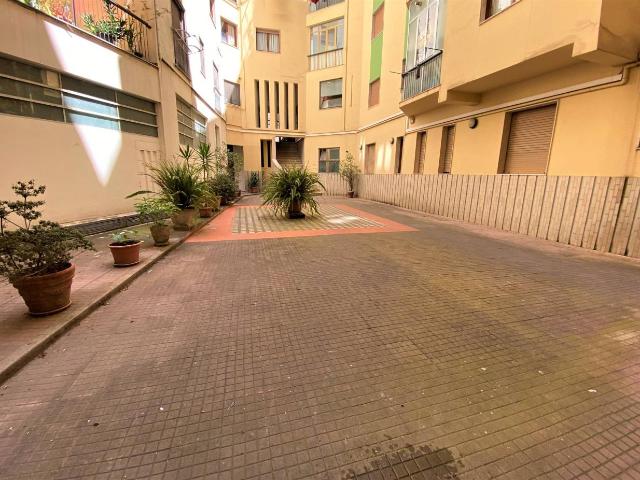 Box in affitto a Siano, Calabria