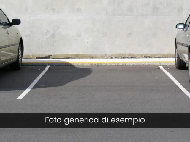 Box in affitto a Siano, Catanzaro