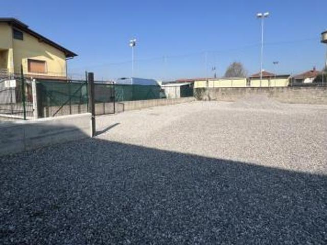 Box in affitto a Comazzo, Lombardia