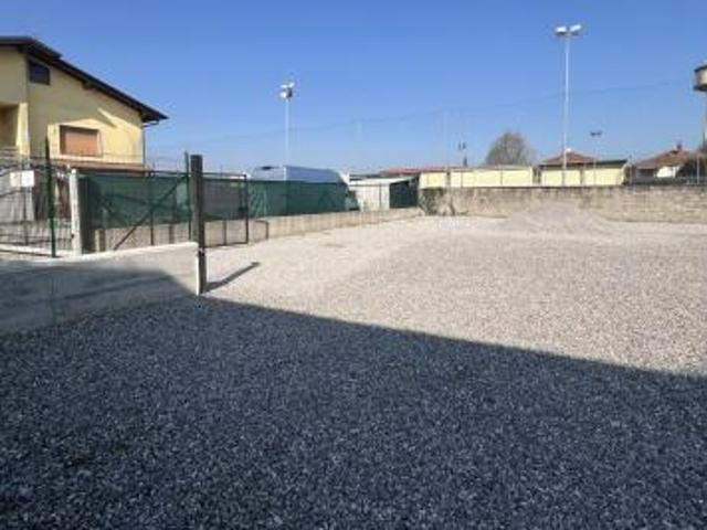 Box in affitto a Comazzo, Lombardia