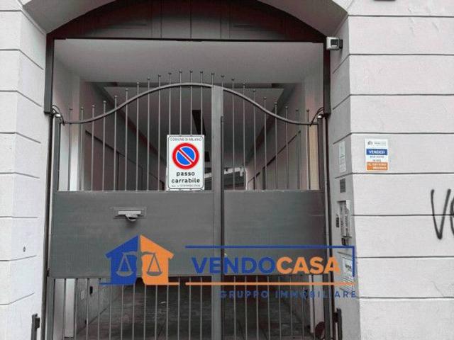 Box in affitto a Municipio 8 di Milano, Milano
