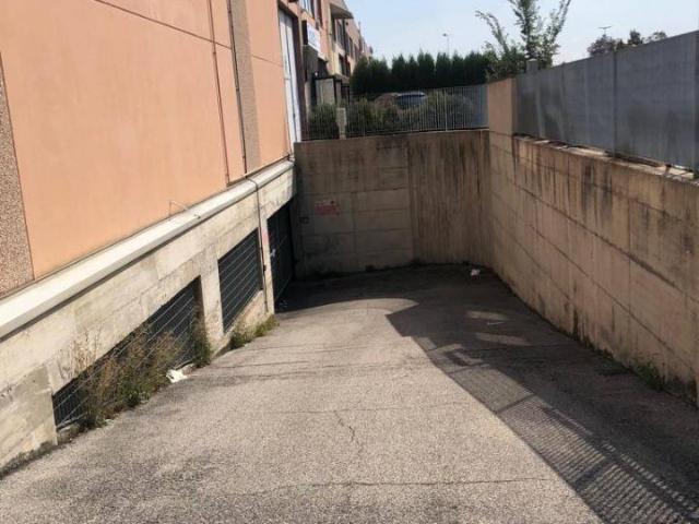 Box in affitto a Unione dei comuni del Distretto Ceramico, Sassuolo