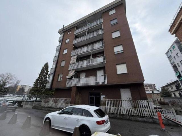 Box in vendita a Borgo Torretta, Piemonte