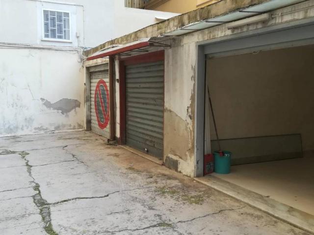 Box in vendita a Municipio 1, Puglia