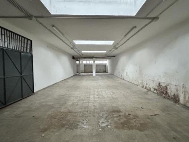Box in vendita a Puglia, Bari
