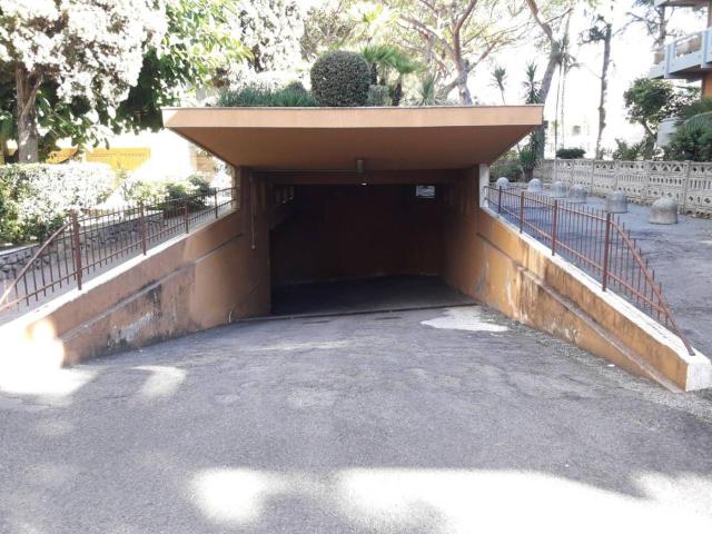 Box in vendita a Bordighera, Liguria