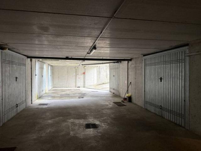 Box in vendita a Brembate, Lombardia