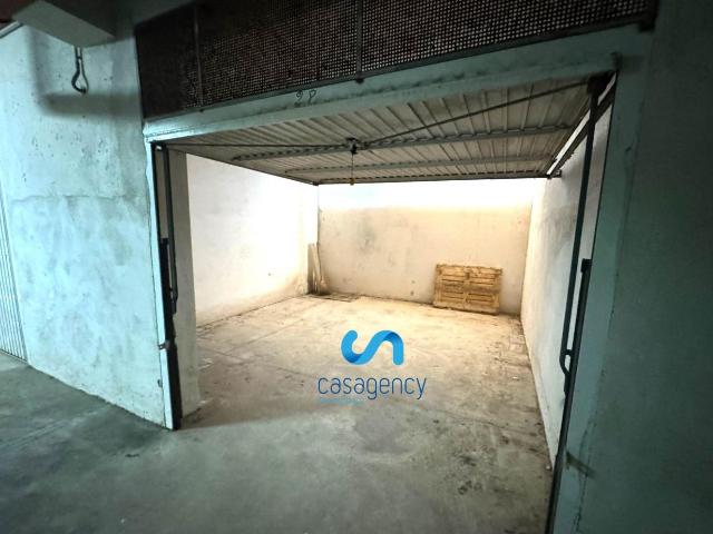 Box in vendita a Petrarelle, Caserta