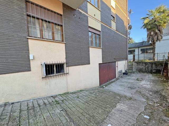 Box in vendita a Cornedo Vicentino, Veneto