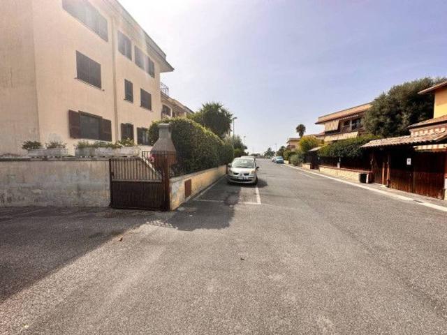 Box in vendita a Colle degli Osci, Giugliano In Campania