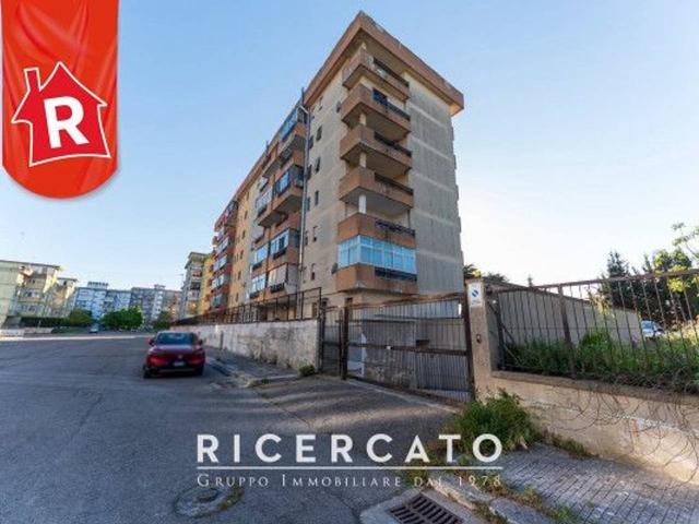Box in vendita a Puglia, Lecce