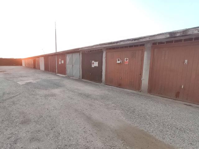 Box in vendita a Piemonte, Asti