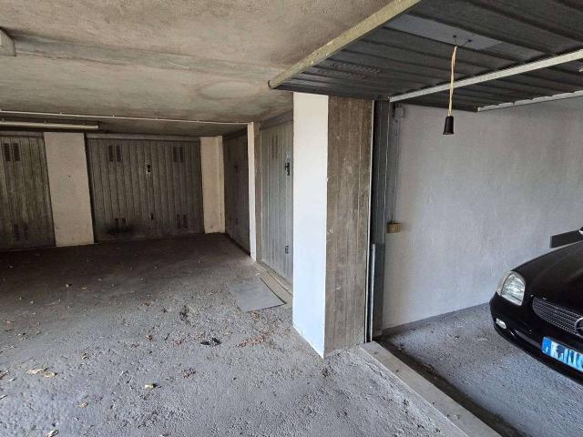 Box in vendita a Cenerente, Umbria