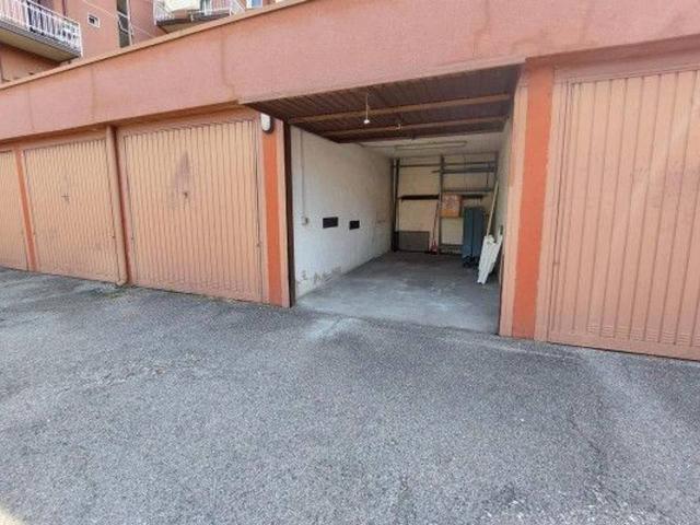 Box in vendita a San Vittore Olona, Lombardia