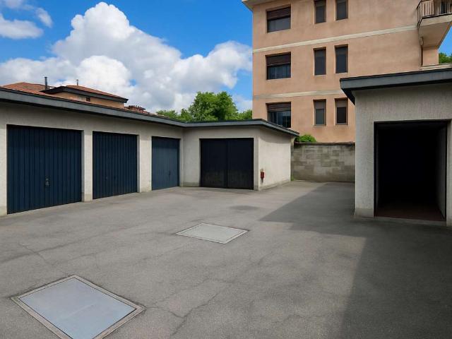 Box in vendita a Borgo Po, Torino