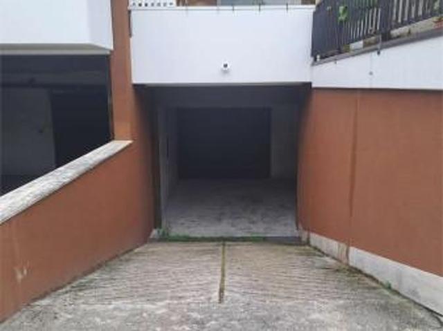 Box in vendita a Territorio Val d'Adige, Trento