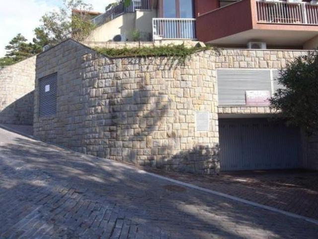 Box in vendita a Opicina / Opčine, Villa Opicina
