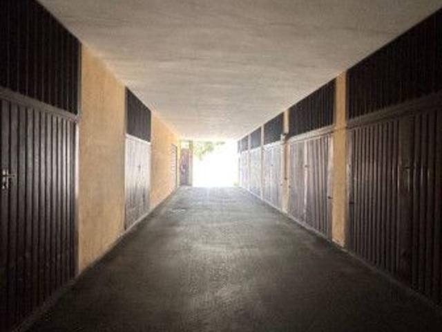 Box in vendita a Ventimiglia, Liguria