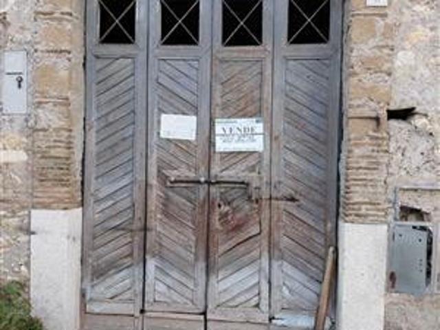 Box in vendita a Montecelio, Roma Capitale
