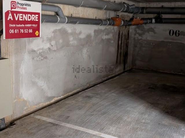 Garage vente à Les Vingt Cinq Arpents, Quincy-sous-Sénart