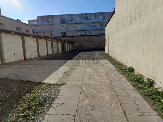 Garage location à Quartier Centre Ville, Reims