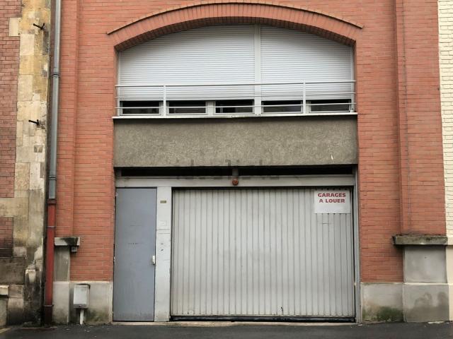 Garage location à Quartier Centre Ville, Reims
