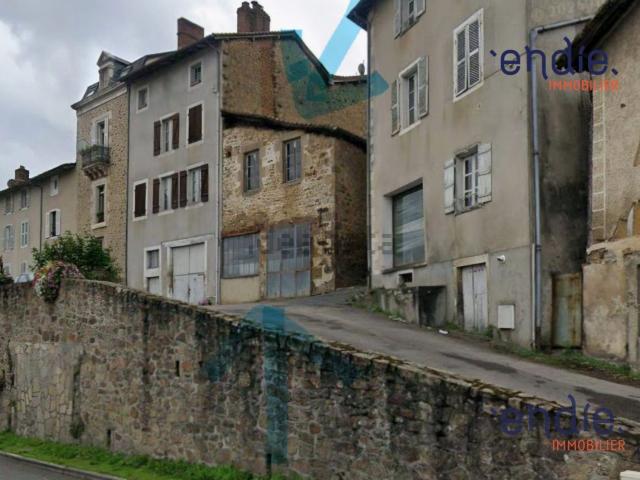 Garage vente à La Royère, Rochechouart