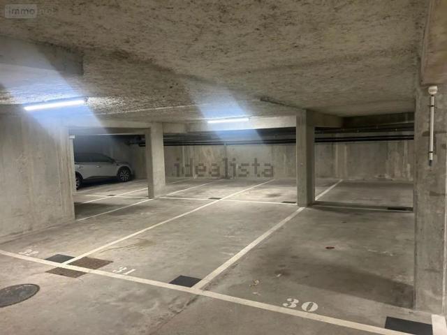 Garage location à Quartier Saint-Marc / Croix de Pierre / Saint-Nicaise, Rouen