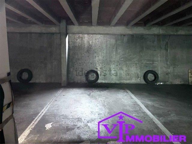 Garage vente à Saint-Sever, Rouen