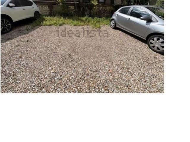 Garage vente à Quartier du Mont Gargan, Rouen