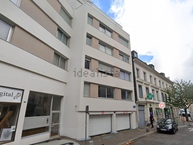 Garage location à Quartier Vieux-Marché Cathédrale, Rouen