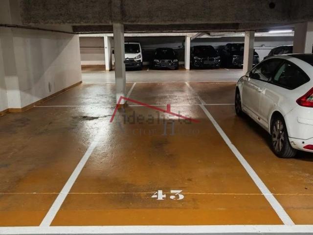 Garage location à Village Richelieu-Châtaigneraie, Rueil-Malmaison