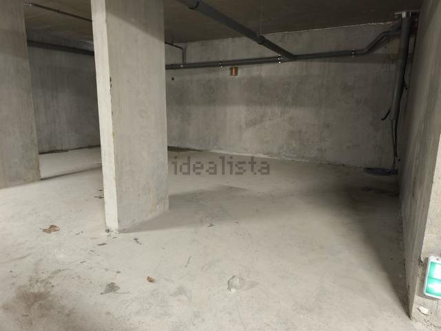 Garage vente à Saint-Laurent-de-Mure, Rhône