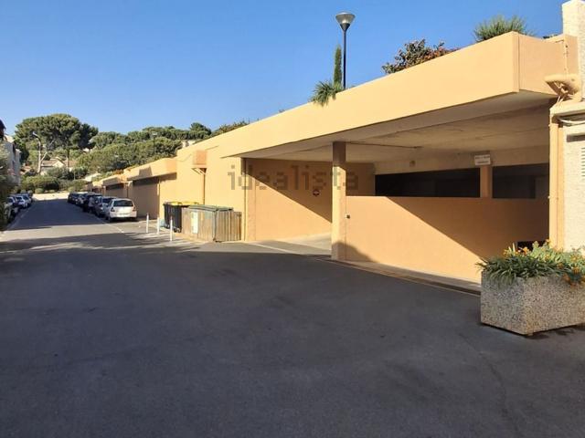 Garage vente à La Miolane, Saint-Cyr-sur-Mer